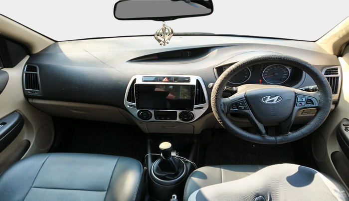 2013 Hyundai i20 SPORTZ 1.2, Petrol, Manual, 73,203 km, interior