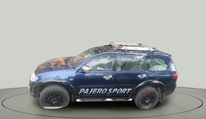 2015 Mitsubishi Pajero Sport 2.5 AT 4X2, Diesel, Automatic, 2,04,487 km, exterior