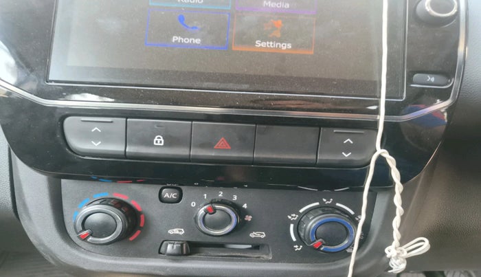 2025 Renault Kwid RXL(O) 1.0L, Petrol, Manual, 1,650 km, interior