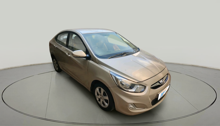 2012 Hyundai Verna FLUIDIC 1.6 VTVT, Petrol, Manual, 70,812 km, exterior