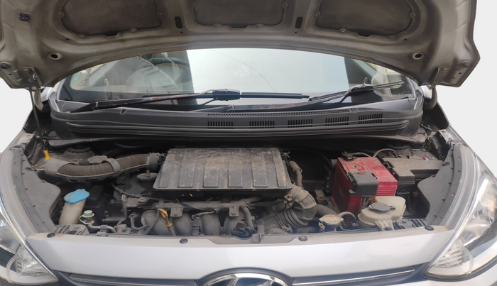 2014 Hyundai Xcent S 1.2, Petrol, Manual, 1,75,198 km, exterior