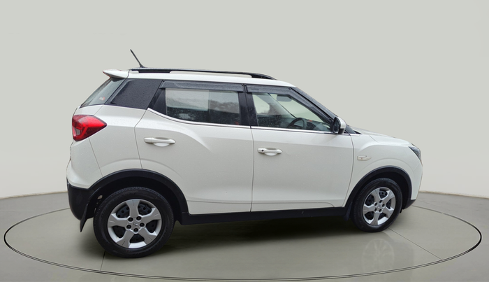 2023 Mahindra XUV300 W6 1.2 PETROL AMT, Petrol, Automatic, 26,790 km, exterior