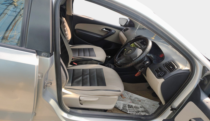 2011 Volkswagen Polo COMFORTLINE 1.2L PETROL, Petrol, Manual, 43,295 km, interior
