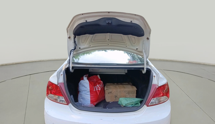 2013 Hyundai Verna FLUIDIC 1.6 CRDI SX, Diesel, Manual, 52,788 km, exterior