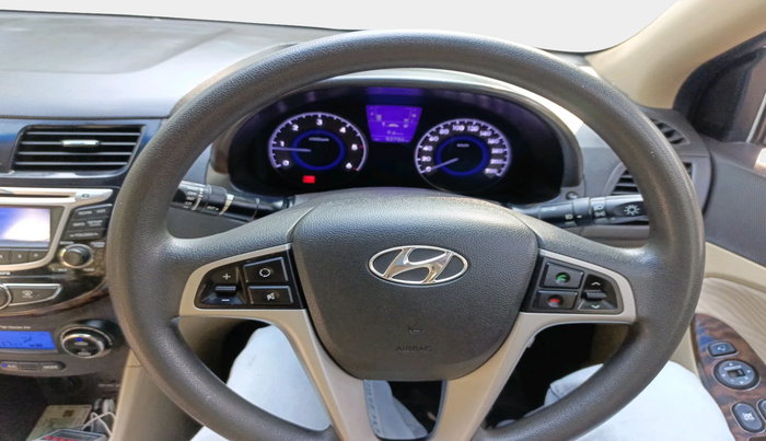 2013 Hyundai Verna FLUIDIC 1.6 CRDI SX, Diesel, Manual, 52,788 km, interior