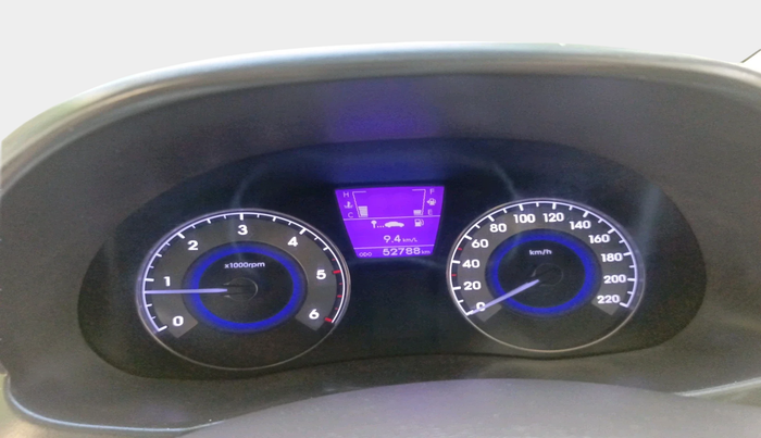 2013 Hyundai Verna FLUIDIC 1.6 CRDI SX, Diesel, Manual, 52,788 km, interior