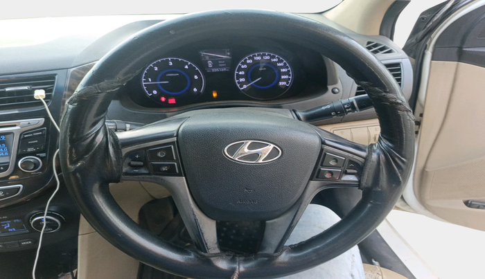 2015 Hyundai Verna FLUIDIC 1.6 CRDI SX, Diesel, Manual, 2,25,169 km, interior