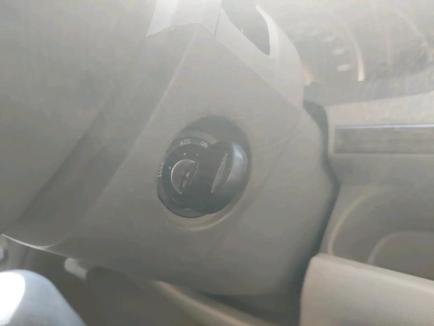 2013 Chevrolet Sail UVA 1.2 BASE, Petrol, Manual, 44,399 km, interior