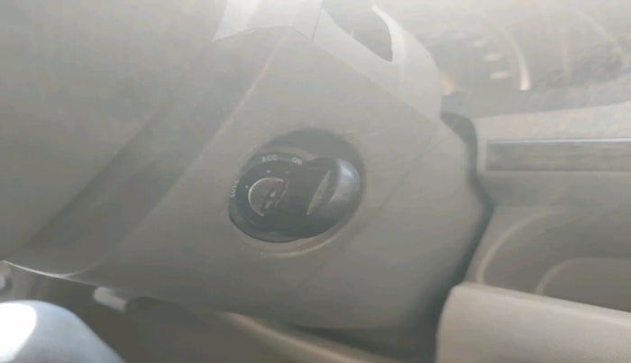 2013 Chevrolet Sail UVA 1.2 BASE, Petrol, Manual, 44,399 km, interior