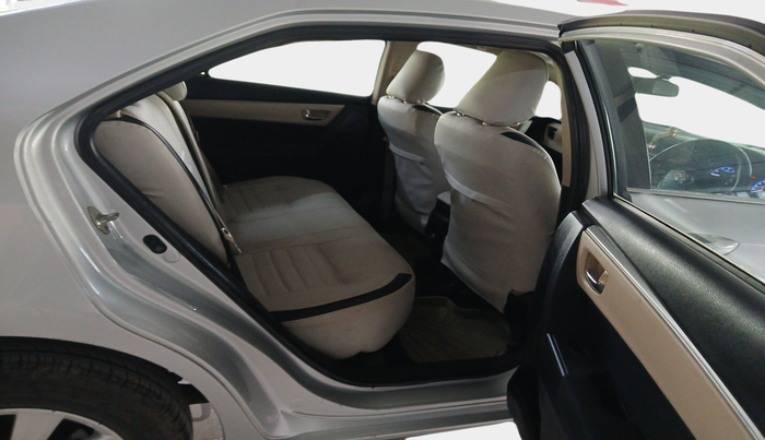 2014 Toyota Corolla Altis G PETROL, Petrol, Manual, 78,487 km, interior