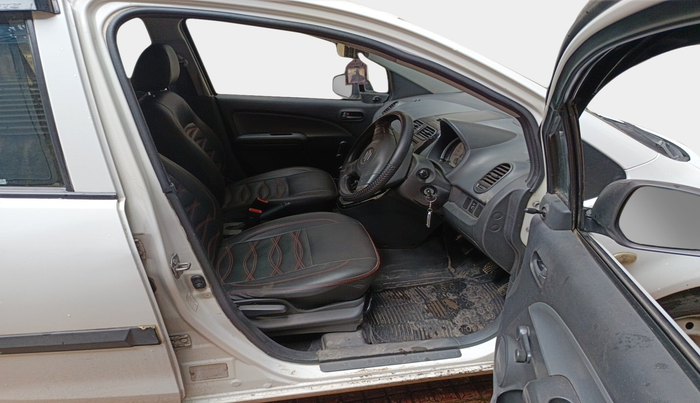 2016 Maruti Ritz LDI, Diesel, Manual, 1,80,137 km, interior