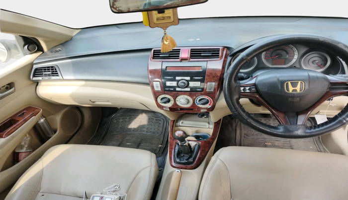 2011 Honda City 1.5L I-VTEC V MT, Petrol, Manual, 1,14,154 km, interior