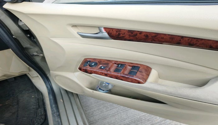 2011 Honda City 1.5L I-VTEC V MT, Petrol, Manual, 1,14,154 km, interior