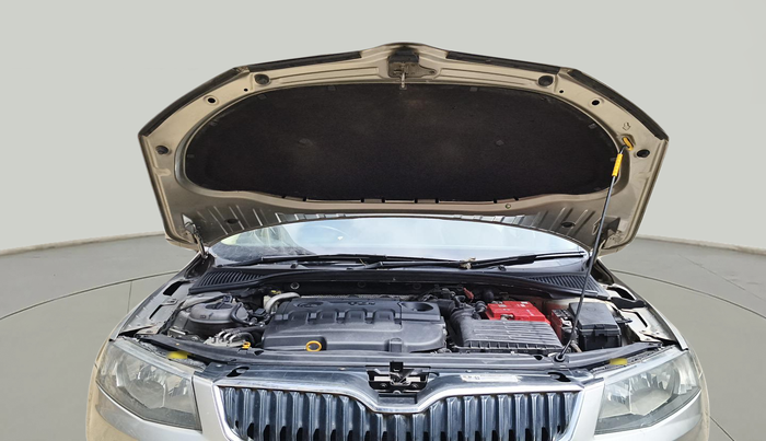 2014 Skoda Octavia AMBITION 2.0 TDI AT, Diesel, Automatic, 91,336 km, exterior