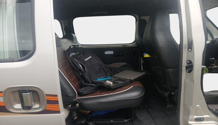 2022 Maruti Eeco 5 STR AC CNG (O), Petrol, Manual, 1,12,894 km, interior