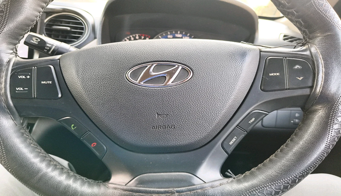 2014 Hyundai Xcent SX 1.2 (O), Petrol, Manual, 87,572 km, interior