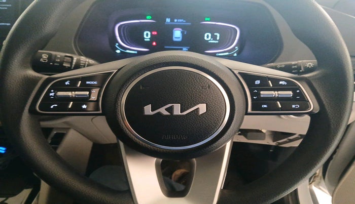 2024 KIA CARENS PRESTIGE PLUS 1.5 PETROL IMT 7 STR, Petrol, Manual, 20,696 km, interior