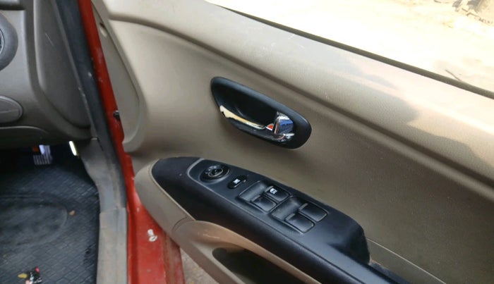 2012 Hyundai i10 MAGNA 1.2, Petrol, Manual, 46,886 km, interior