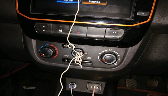 2021 Renault Kwid CLIMBER 1.0 (O), Petrol, Manual, 29,689 km, interior