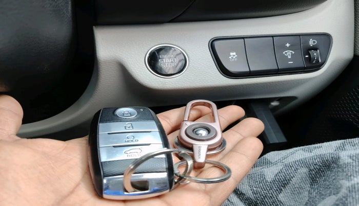 2021 KIA SELTOS HTX IVT 1.5 PETROL, Petrol, Automatic, 22,131 km, interior