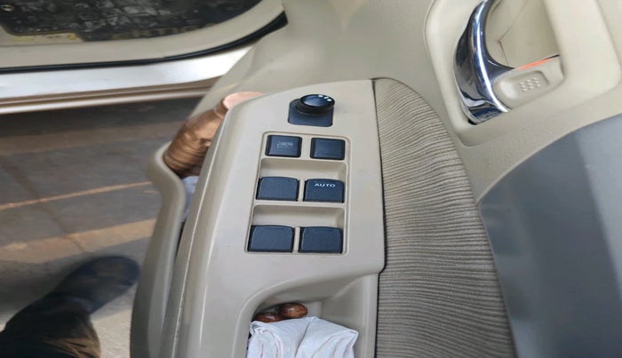 2015 Maruti Ertiga ZXI, Petrol, Manual, 90,286 km, interior