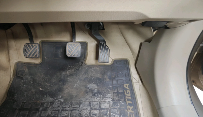 2015 Maruti Ertiga ZXI, Petrol, Manual, 90,286 km, interior