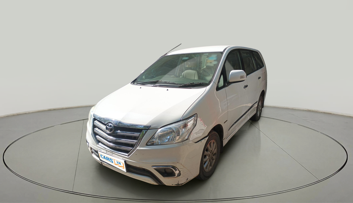 2014 Toyota Innova 2.5 VX 8 STR, Diesel, Manual, 2,42,007 km, exterior