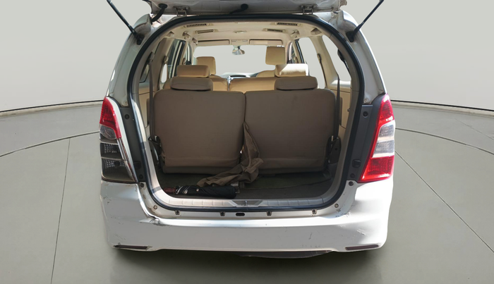 2014 Toyota Innova 2.5 VX 8 STR, Diesel, Manual, 2,42,007 km, exterior