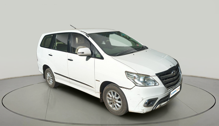 2014 Toyota Innova 2.5 VX 8 STR, Diesel, Manual, 2,42,007 km, exterior