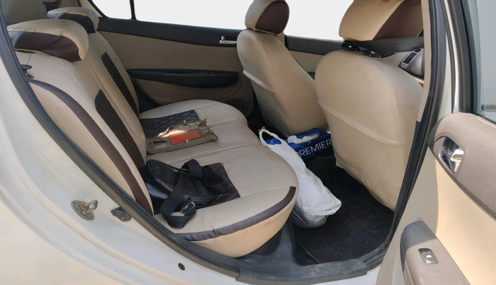 2012 Hyundai i20 SPORTZ 1.2, Petrol, Manual, 69,018 km, interior