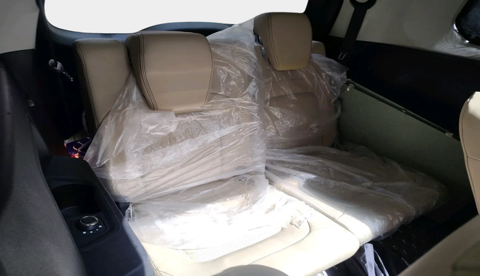 2021 Tata Safari XZ PLUS 6 S, Diesel, Manual, 83,025 km, interior