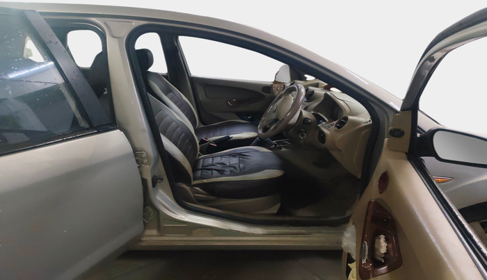2011 Ford Figo ZXI 1.4 DIESEL, Diesel, Manual, 1,57,319 km, interior