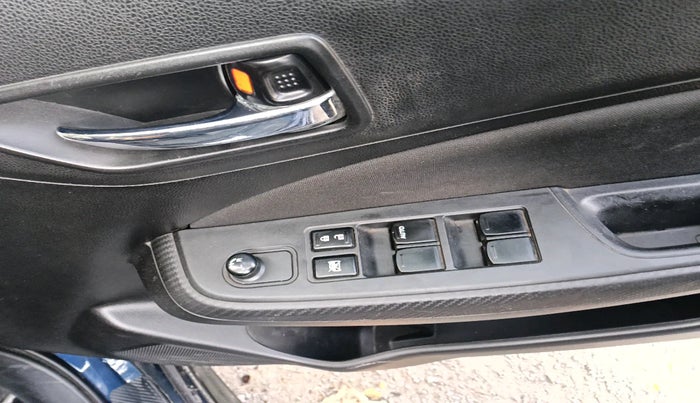 2020 Maruti Swift VXI AMT, Petrol, Automatic, 30,738 km, interior