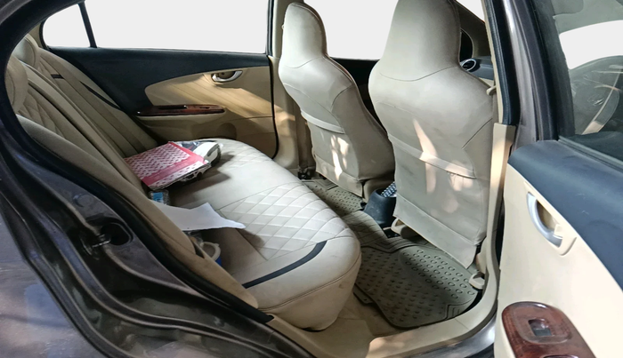 2013 Honda Amaze 1.5L I-DTEC VX, Diesel, Manual, 1,77,517 km, interior