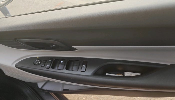 2025 Hyundai NEW I20 SPORTZ 1.2 MT, Petrol, Manual, 690 km, interior