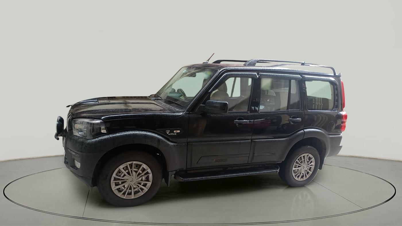2024 Mahindra SCORPIO CLASSIC S 7STR, Diesel, Manual, 9,995 km, exterior