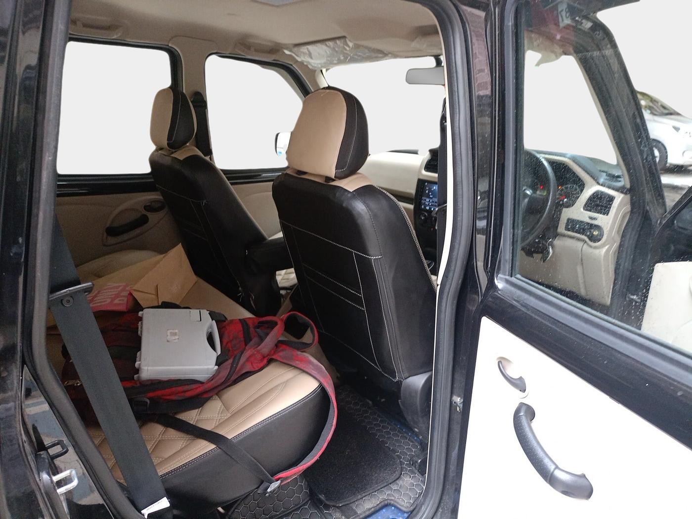 2024 Mahindra SCORPIO CLASSIC S 7STR, Diesel, Manual, 9,995 km, interior