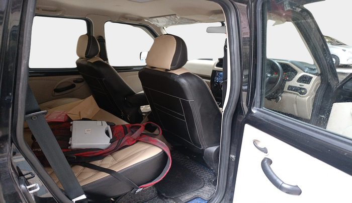 2024 Mahindra SCORPIO CLASSIC S 7STR, Diesel, Manual, 9,995 km, interior