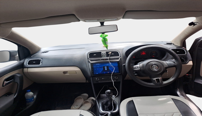 2013 Volkswagen Polo HIGHLINE1.2L, Petrol, Manual, 60,208 km, interior