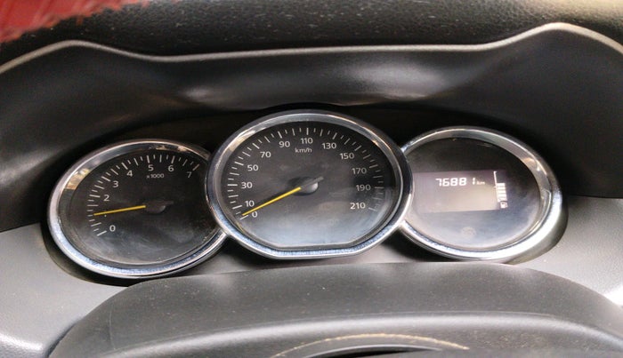 2017 Renault Duster 110 PS RXZ 4X4 MT DIESEL, Diesel, Manual, 76,881 km, interior