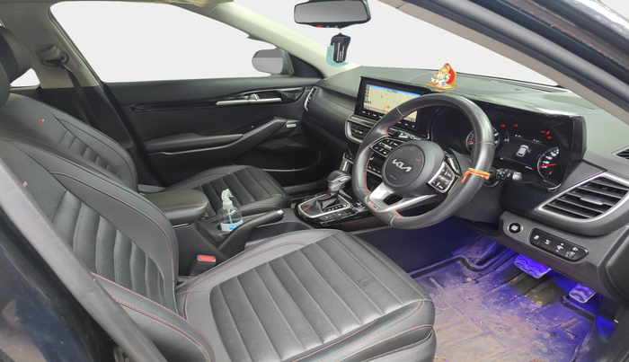 2022 KIA SELTOS GTX PLUS AT 1.5 DIESEL, Diesel, Automatic, 49,160 km, interior