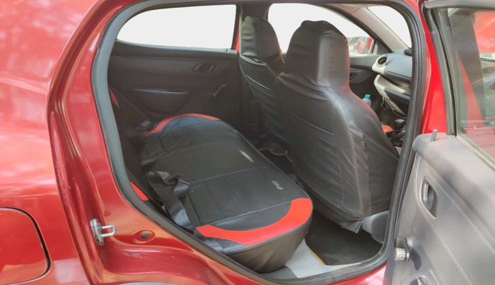 2016 Renault Kwid RXT 0.8 (O), Petrol, Manual, 12,878 km, interior