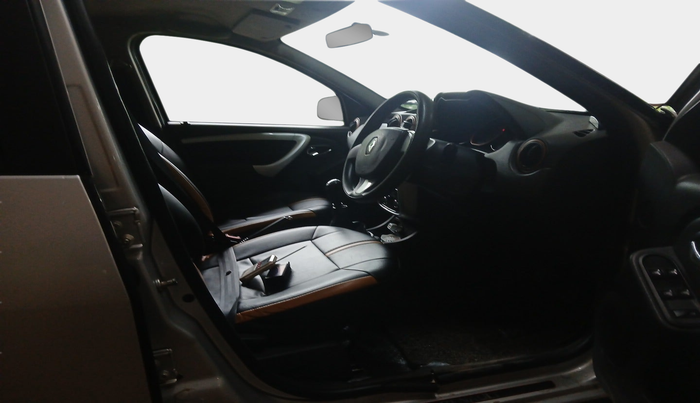 2015 Renault Duster 85 PS RXL DIESEL, Diesel, Manual, 1,36,315 km, interior