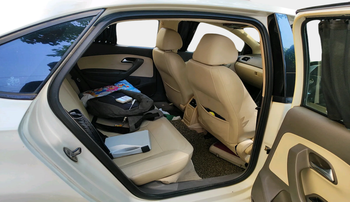 2013 Volkswagen Vento HIGHLINE PETROL AT, Petrol, Automatic, 76,149 km, interior