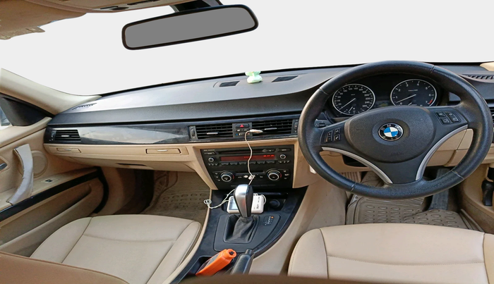 2010 BMW 3 Series 320I, Petrol, Automatic, 30,549 km, interior