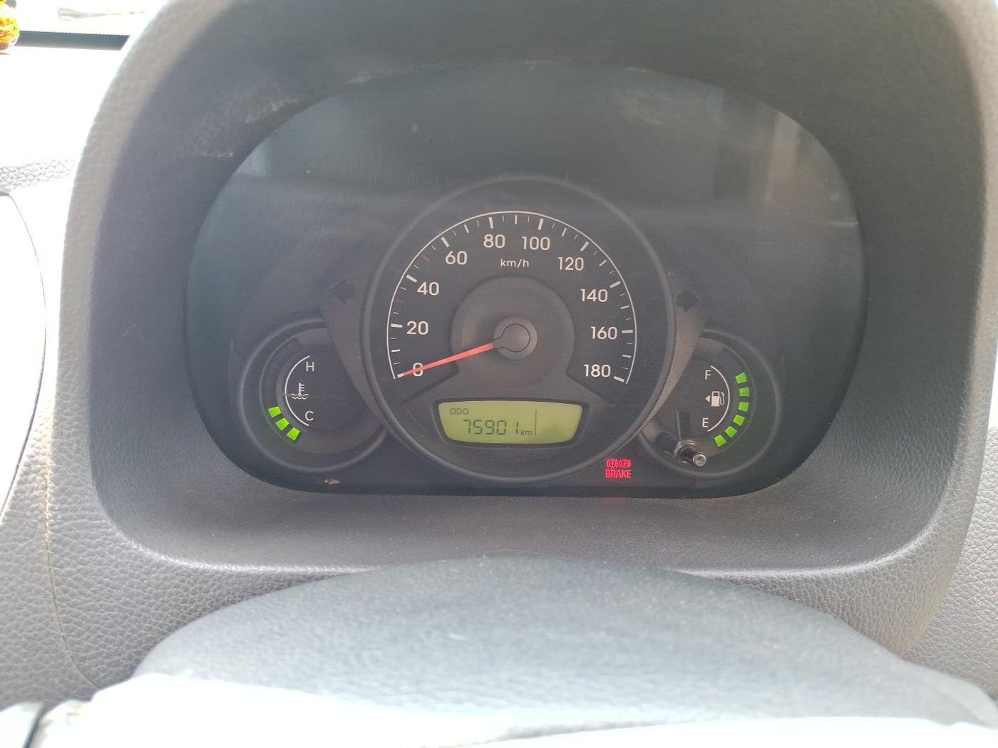 2015 Hyundai Eon ERA +, Petrol, Manual, 75,901 km, interior