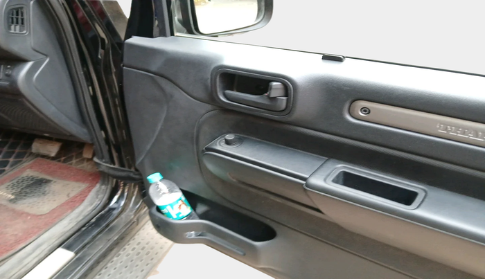 2023 Mahindra Thar LX P 2WD AT HT, Petrol, Automatic, 24,245 km, interior