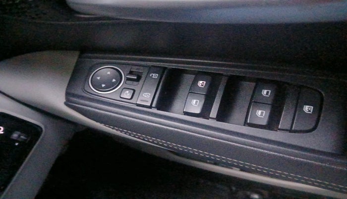 2020 KIA SONET HTX 1.0 IMT, Petrol, Manual, 38,712 km, interior