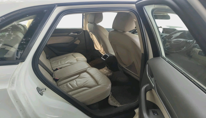 2013 Audi Q3 2.0 TDI MT S EDITION, Diesel, Manual, 84,848 km, interior