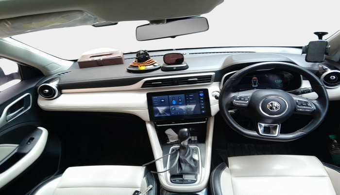 2022 MG ASTOR SHARP 1.5 CVT, Petrol, Automatic, 49,593 km, interior